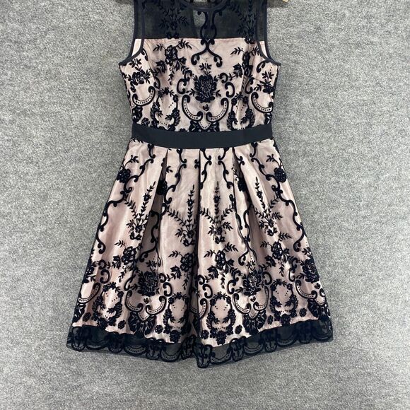 Roz & Ali Dress Women 4 Pink Floral Sheath Short Lined Sleeveless Crew Neck - Picture 4 of 9